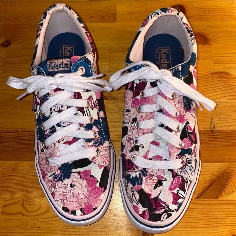 Keds floral shoes!